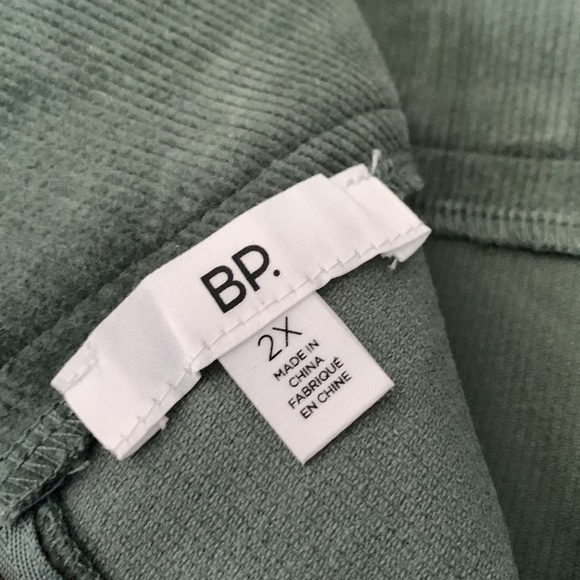 Moss Sage Green Scalloped Edge High Waisted Wide Leg Crop Corduroy Pants by BP - Picture 7 of 7